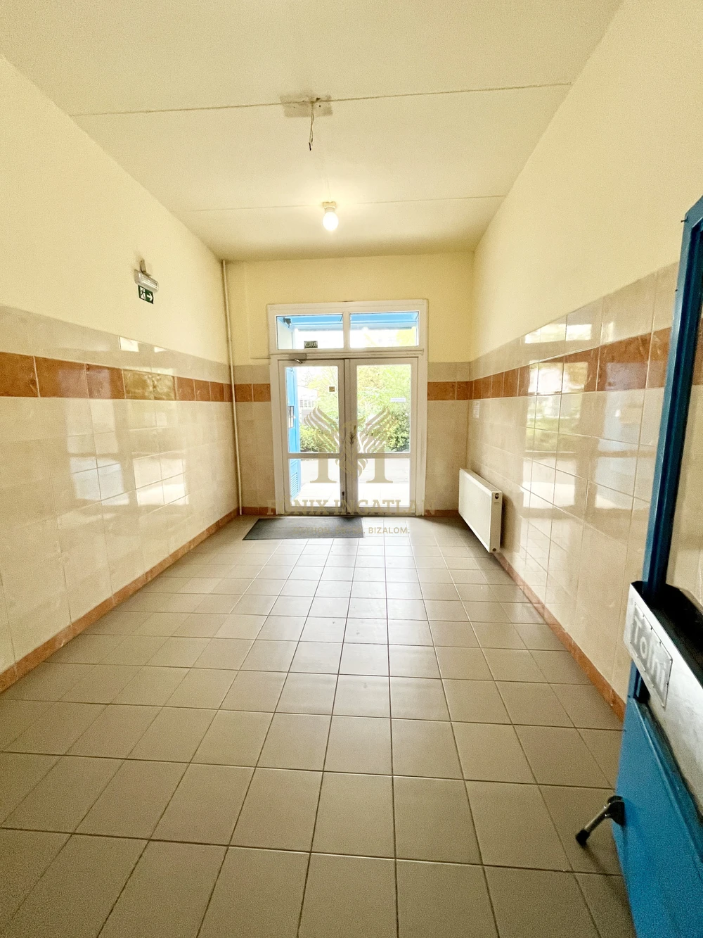 Tágas, erkélyes 3 szobás lakás eladó Debrecen-Újkertben – kiváló befektetés!
