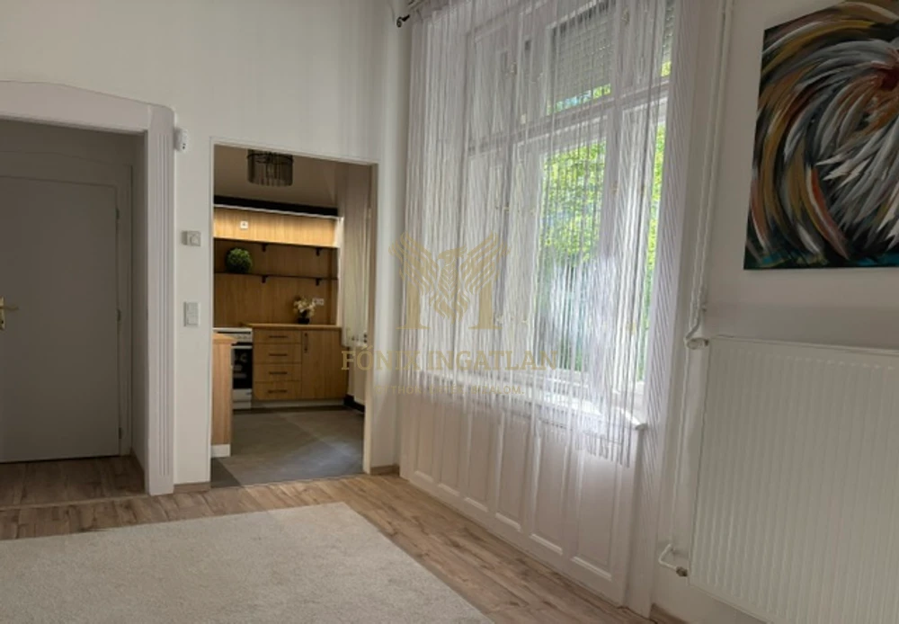 Kiváló ár-érték arányú erkélyes, felújított lakás az Ilka utcában