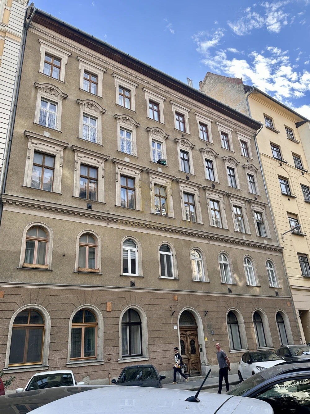 Nagypolgári lakás a Duna-partnál, 149 m²-es, akár 3 lakássá alakítható!