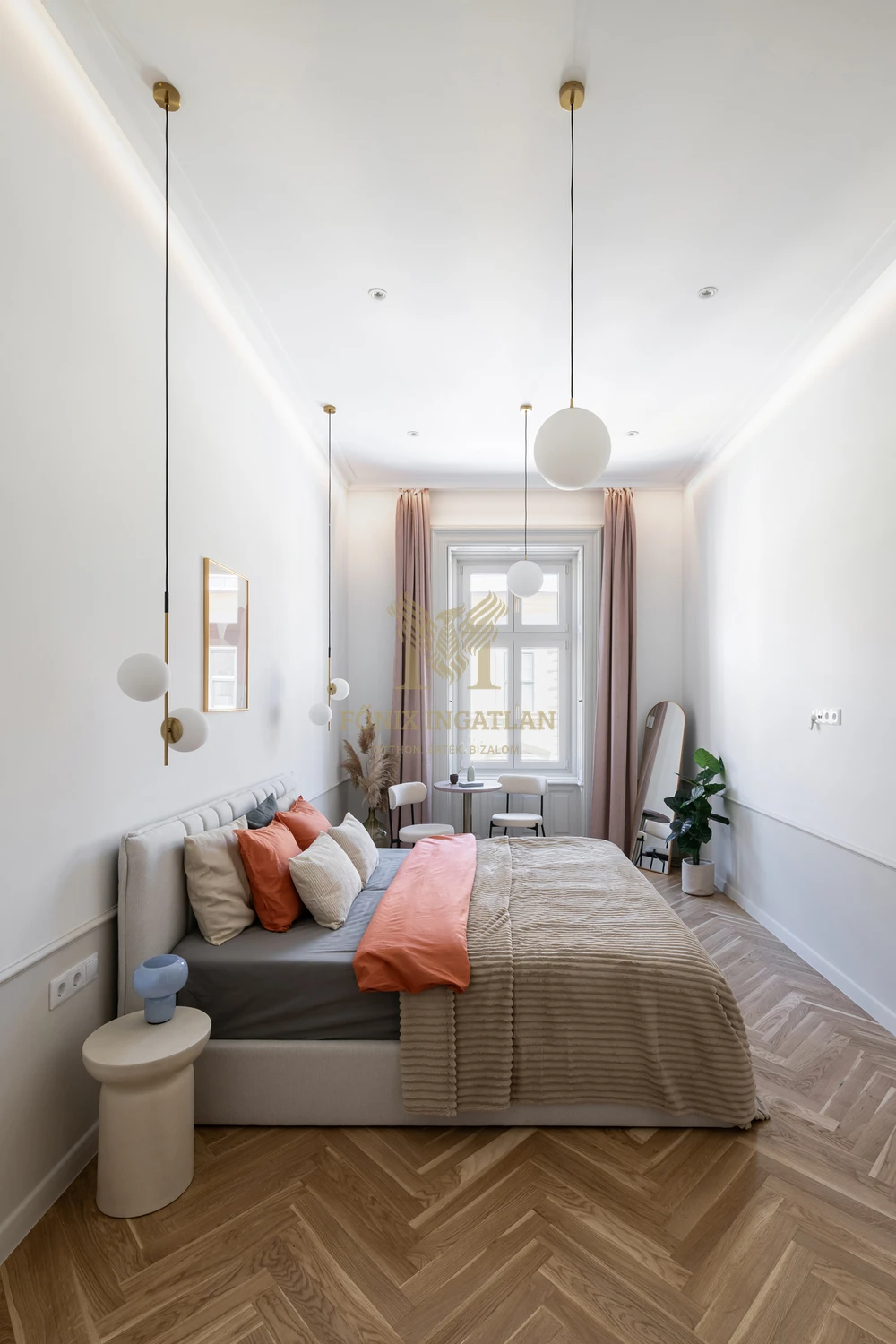 LUXUS, ELEGANCIA ÉS NAGYPOLGÁRI ÉLETÉRZÉS – EGY KARNYÚJTÁSNYIRA AZ ANDRÁSSY ÚTTÓL!
