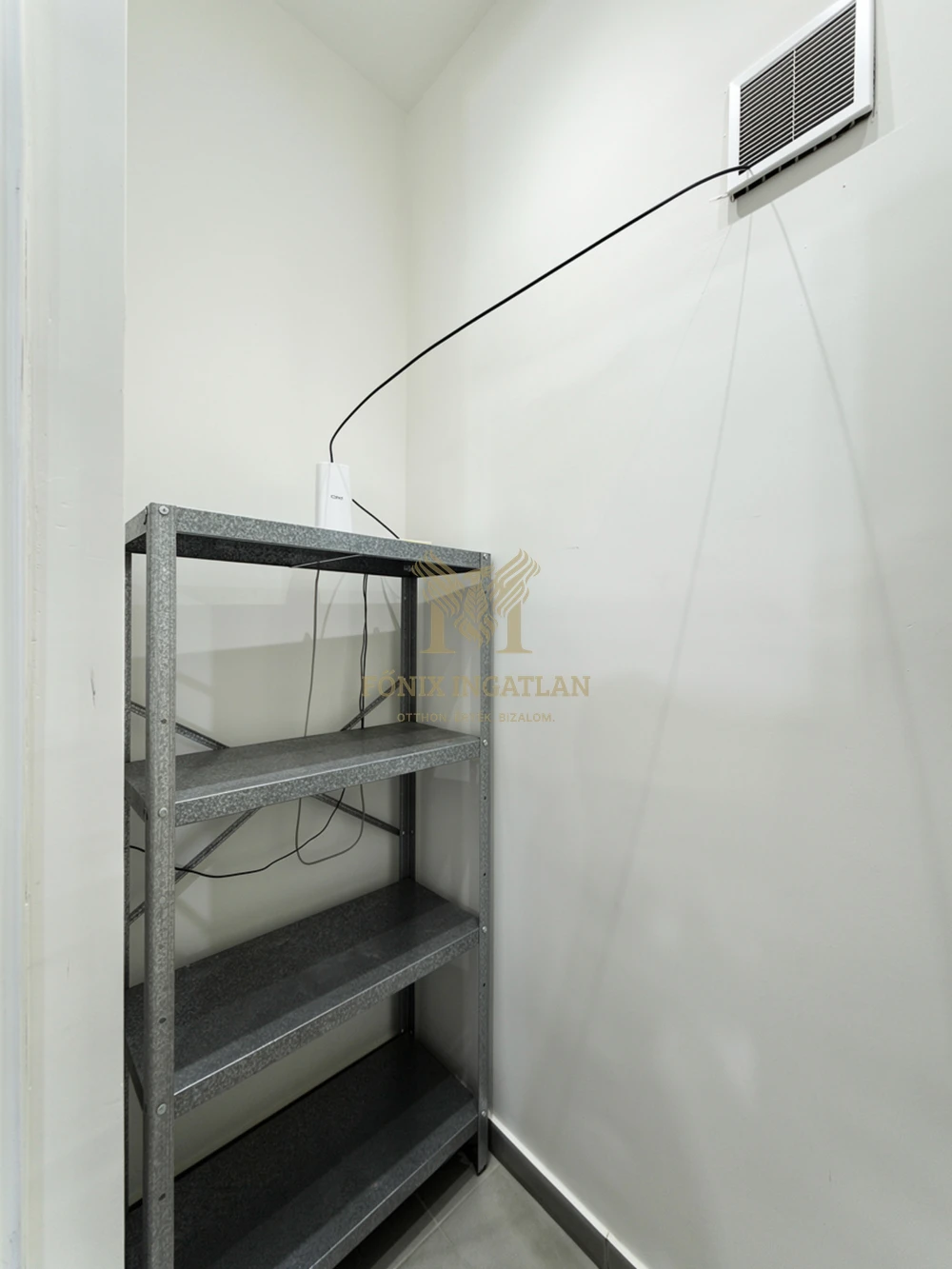 Belső-Ferencvárosban eladó egy 3 szobás, 68 m²-es tégla építésű polgári lakás a Kinizsi utcában